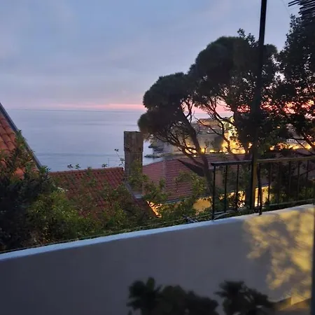 Tole Apartment
